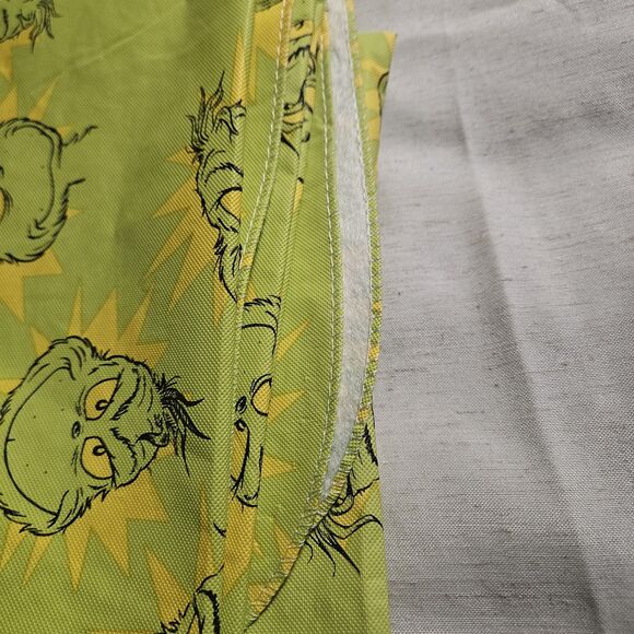 Sleigh Bell Bistro Christmas The Grinch Vinyl Part Tablecloth 52"x70" Waterproof - Picture 7 of 8